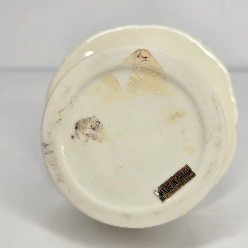 Vtg Ceramic Christmas Tree Hinged Trinket Box White‎ Gold Stars Holiday Decor